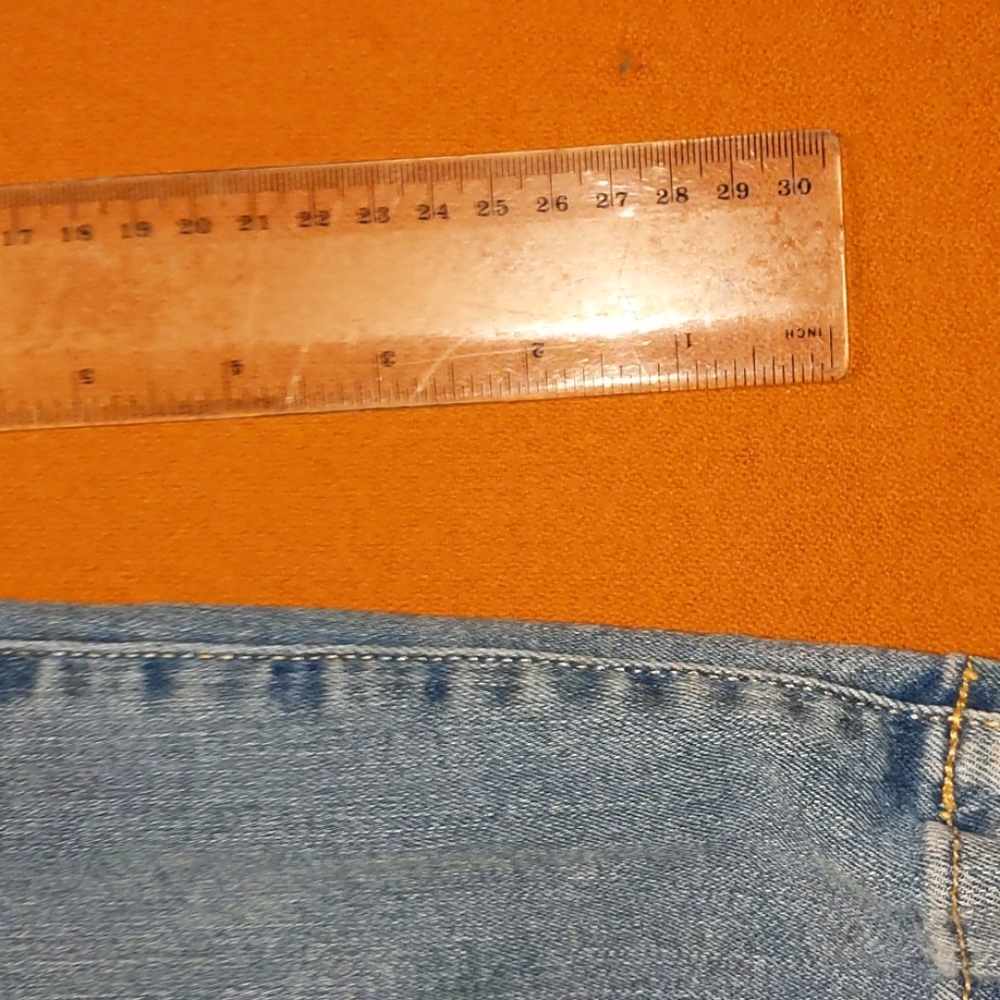 Jeans - Picture 7 of 12